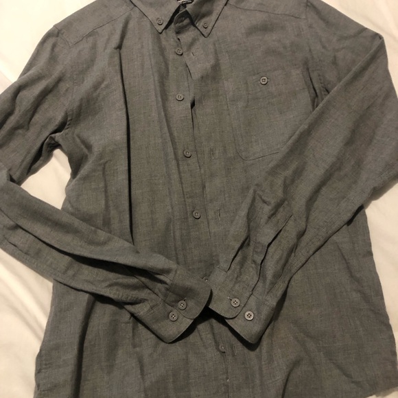 Patagonia organic cotton gray button down shirt EUC 900 - Picture 5 of 5